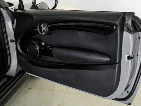 Used 2017 MINI Cooper S FWD image 28