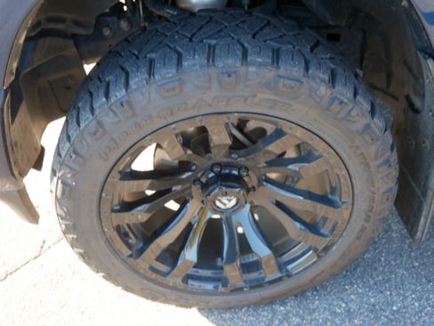 Certified 2022 RAM 1500 Limited image 16