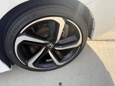 Used 2022 Honda Accord Sport image 25