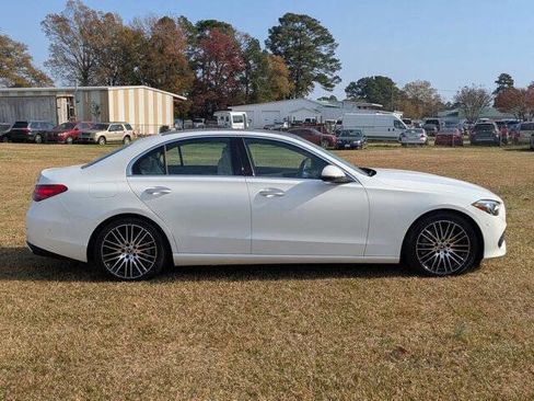 Used 2022 Mercedes-Benz C 300 4MATIC Sedan image 2