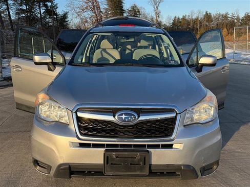 Used 2015 Subaru Forester 2.5i Premium w/ All-Weather Package image 4