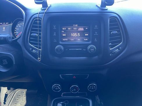 Used 2018 Jeep Compass Sport image 8