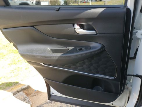 Used 2019 Hyundai Santa Fe AWD image 13