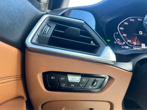 Used 2021 BMW 330i xDrive Sedan w/ M Sport Package image 20