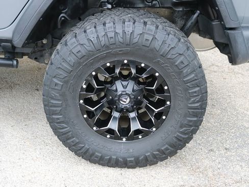 Used 2019 Jeep Wrangler Unlimited Rubicon image 9