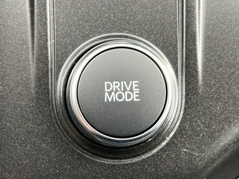 Used 2026 Ford Explorer Active w/ Active Comfort Package image 28