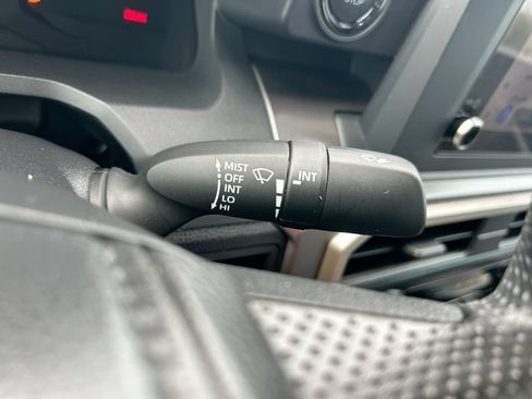 Used 2025 Toyota Tacoma SR5 RWD image 20