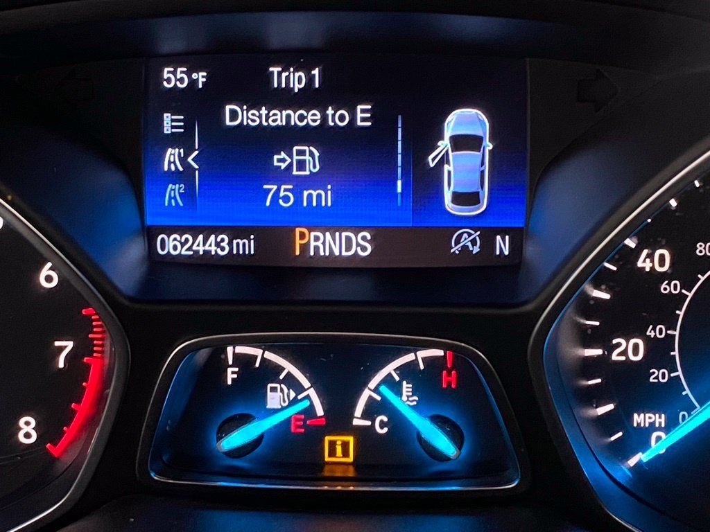 Used 2018 Ford Escape Titanium w/ Ford Safe & Smart Package AWD/4WD image 21