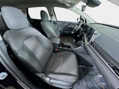 Certified 2025 Kia Sportage LX AWD/4WD image 27