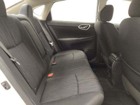 Used 2017 Nissan Sentra SV FWD image 19