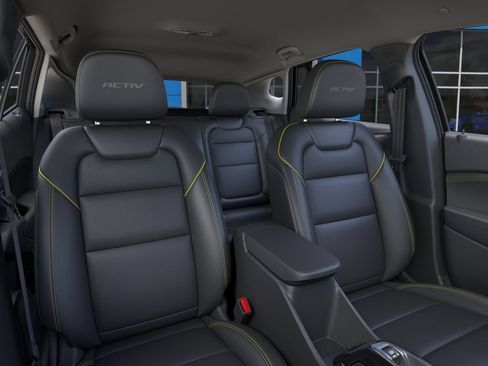New 2026 Chevrolet Trax ACTIV w/ Driver Confidence Package FWD image 16