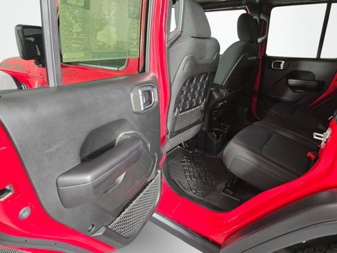 Used 2021 Jeep Wrangler Unlimited Rubicon AWD/4WD image 38