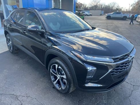 New 2026 Chevrolet Trax RS w/ Driver Confidence Package image 5