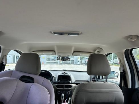 Used 2019 Ford EcoSport S FWD image 11