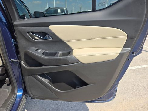 Certified 2023 Chevrolet Traverse LS FWD image 24