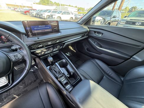 Certified 2024 Honda Accord Sport image 26
