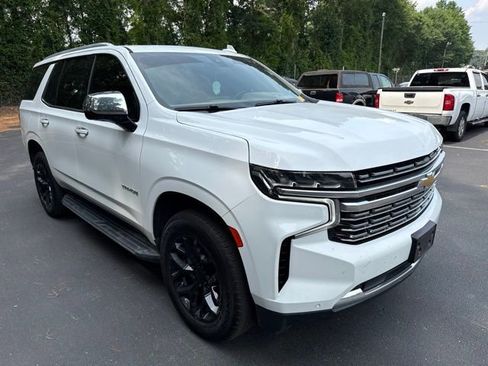 Used 2021 Chevrolet Tahoe Premier w/ Premium Package RWD image 7