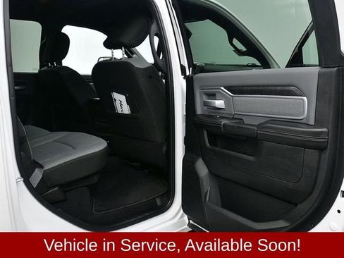 Used 2021 RAM 2500 Big Horn w/ Level 1 Equipment Group image 10