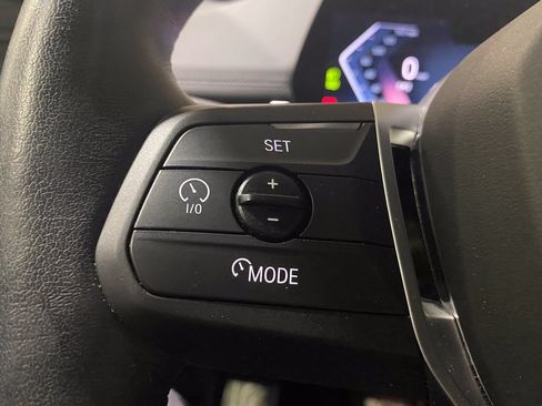 Used 2025 BMW X1 xDrive28i AWD/4WD image 10