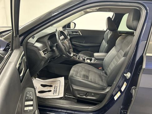 Used 2022 Mitsubishi Outlander SE AWD/4WD image 9