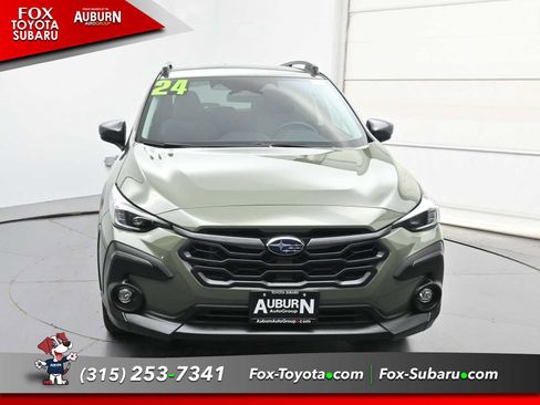 Used 2024 Subaru Crosstrek 2.5i Limited AWD/4WD image 3