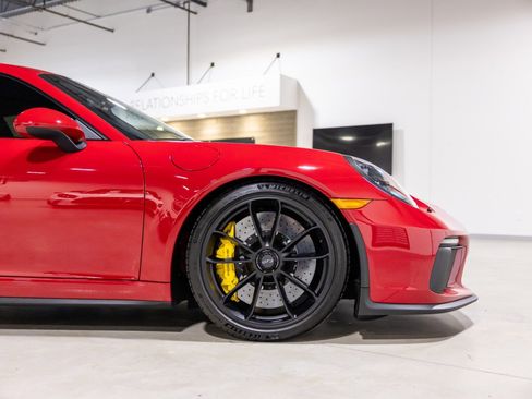 Used 2018 Porsche 911 GT3 w/ Sport Chrono Package image 24