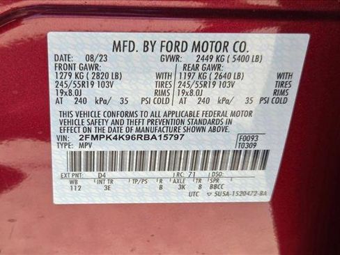 Used 2024 Ford Edge Titanium AWD/4WD image 23