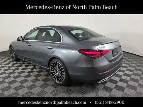 Used 2025 Mercedes-Benz C 300 Sedan image 4