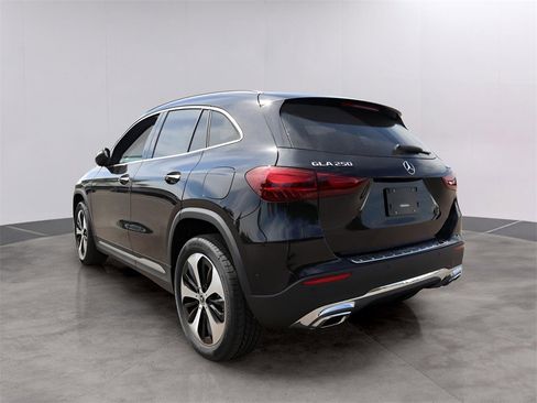New 2026 Mercedes-Benz GLA 250 4MATIC image 5