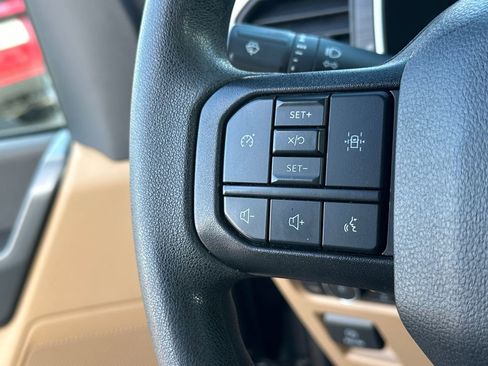 Used 2023 Ford F150 XLT image 24