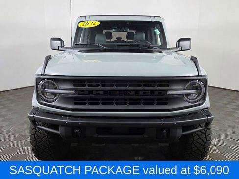 Used 2022 Ford Bronco Black Diamond w/ Sasquatch Package image 2