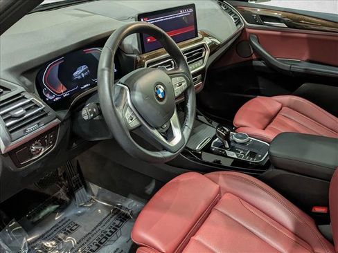 Used 2023 BMW X3 xDrive30i w/ Premium Package image 10
