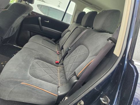 Used 2017 Nissan Armada SV AWD/4WD image 7