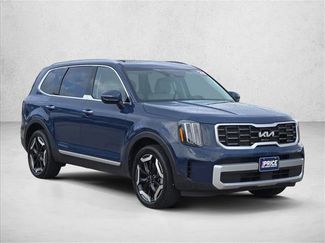 Used 2025 Kia Telluride S FWD video 3