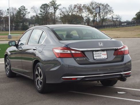 Used 2016 Honda Accord LX image 13
