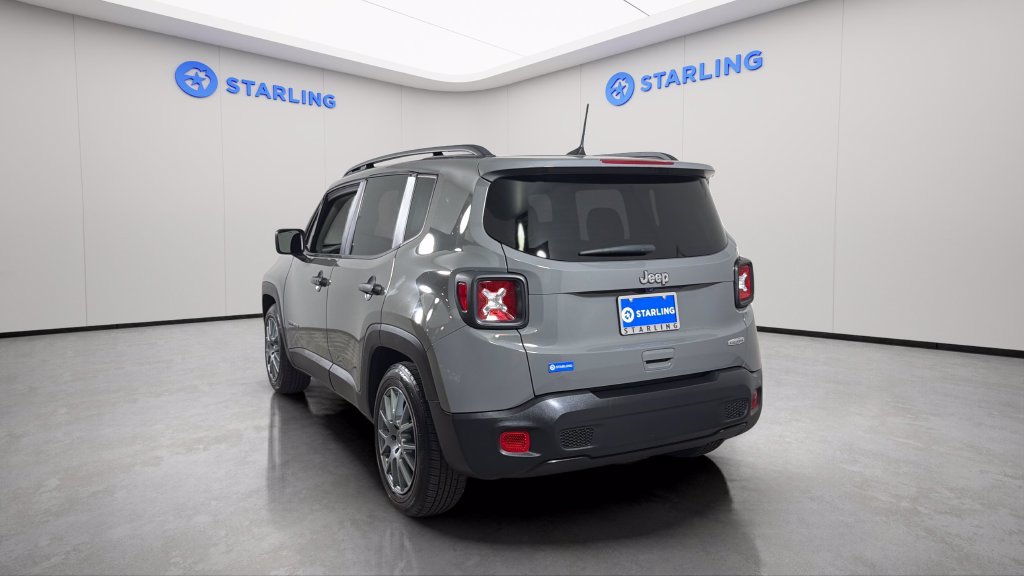 Used 2021 Jeep Renegade Latitude FWD image 6