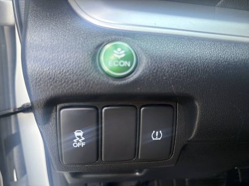 Used 2016 Honda CR-V SE image 26