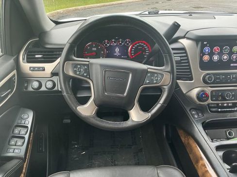 Used 2016 GMC Yukon Denali w/ Open Road Package image 15