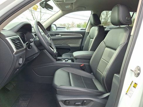 Certified 2023 Volkswagen Atlas SE image 15