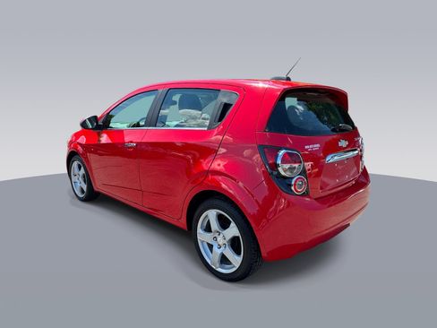 Used 2015 Chevrolet Sonic LTZ FWD image 4