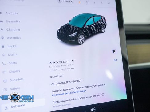 Used 2023 Tesla Model Y Long Range AWD/4WD image 19