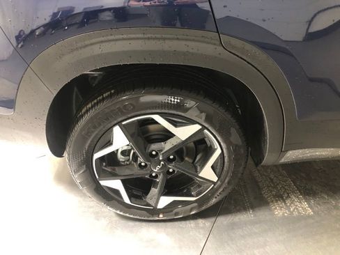 New 2026 Kia Seltos EX image 10