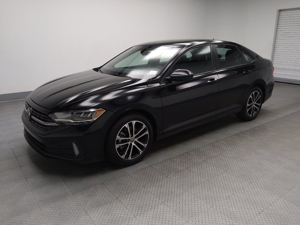 Used 2024 Volkswagen Jetta Sport FWD image 2