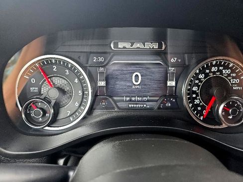 Used 2022 RAM 1500 Big Horn image 9