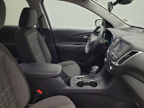 Used 2024 Chevrolet Equinox LT FWD image 21