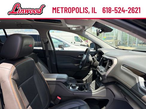 Used 2023 GMC Acadia AT4 w/ Preferred Package AWD/4WD image 9