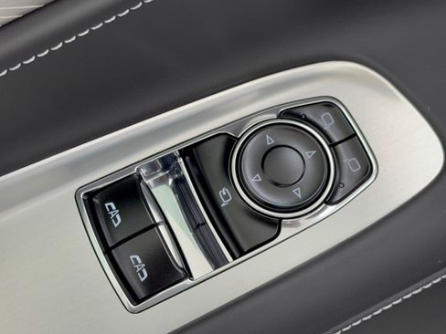 Used 2021 Chevrolet Corvette Stingray Premium Cpe w/ Z51 Performance Package RWD image 15