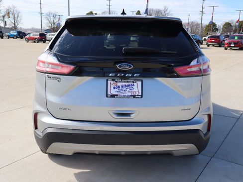 Used 2024 Ford Edge SEL w/ Convenience Package image 6