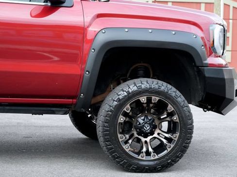 Used 2018 GMC Sierra 1500 SLT w/ Texas SLT Premium Package AWD/4WD image 16