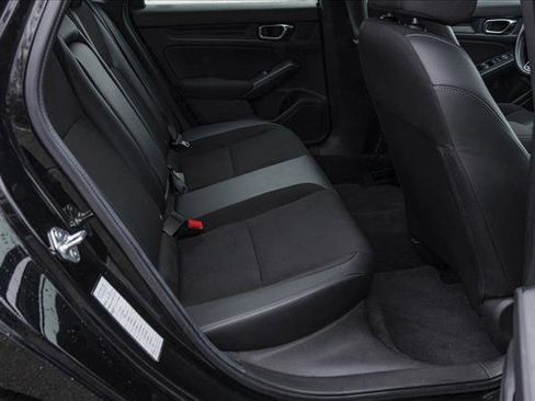 Used 2025 Honda Civic Sport image 25